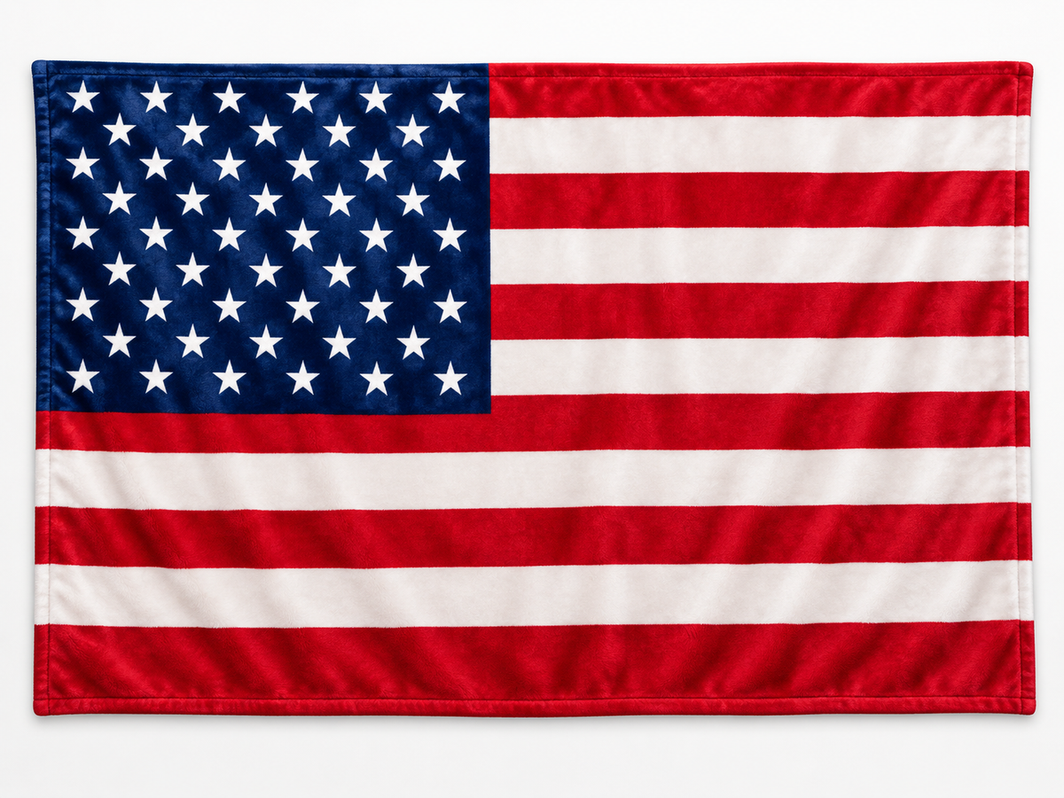 American Flag Blanket – Soft Plush Patriotic Throw